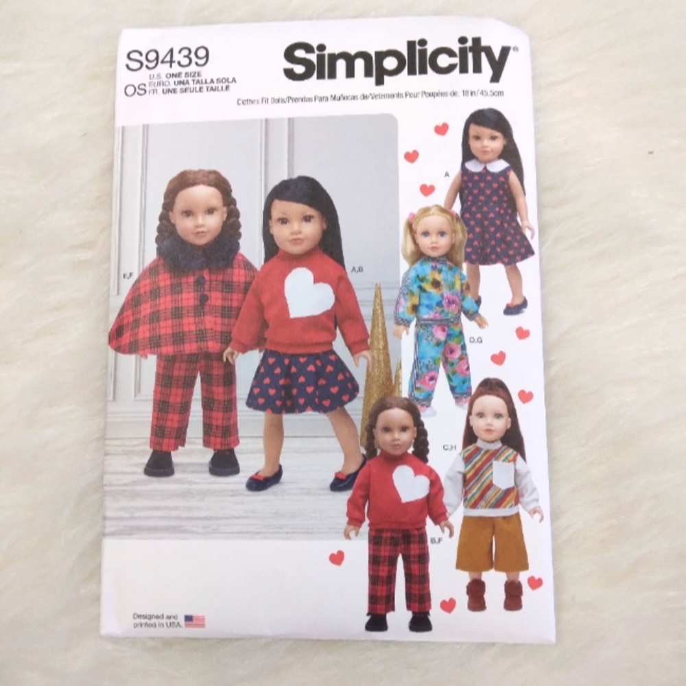Simplicity S9439 wardrobe for 18" dolls including a CAPE! Fits American …